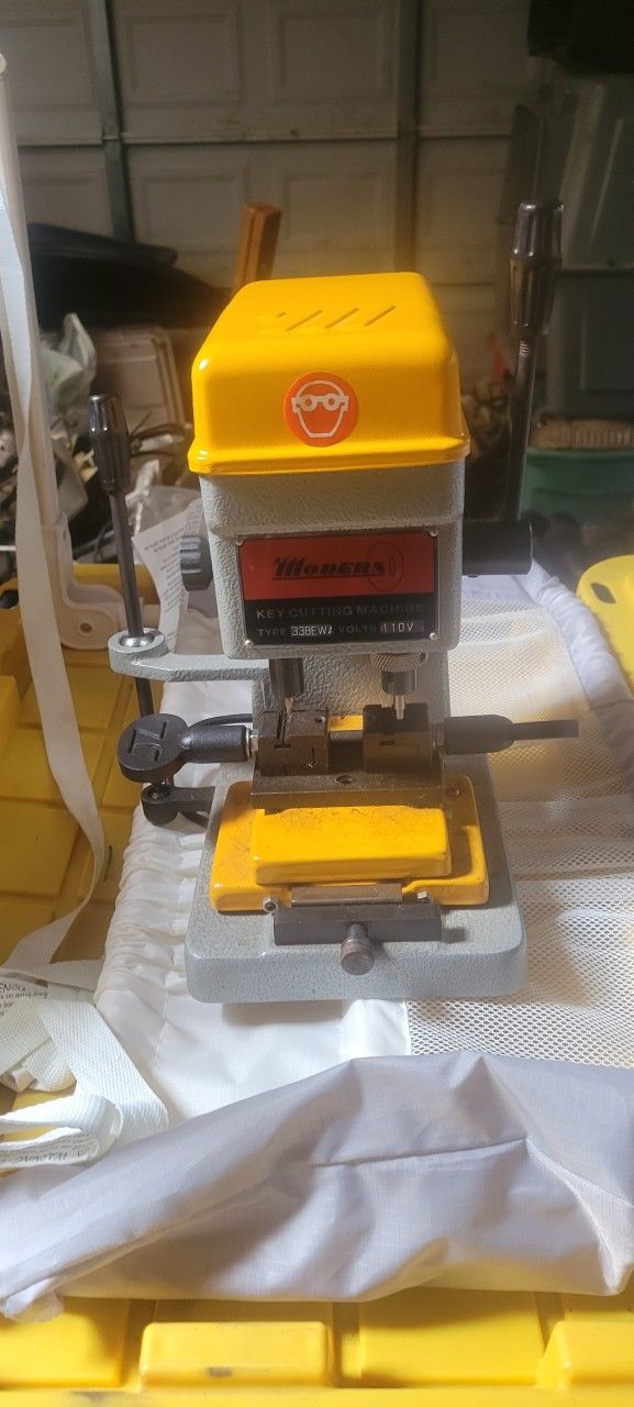 Key Machine.... Like New