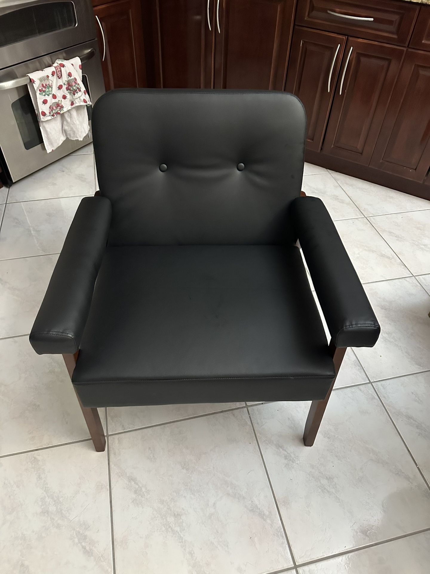 NEW TYBOATLE Faux Leather Black Armchair with Wooden Frame