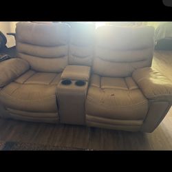 Free Couch 