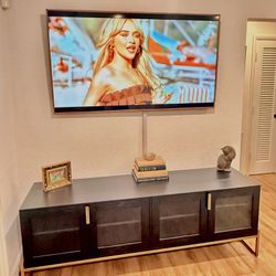 65” Slim Samsung TV 