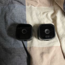 🎥 Blink Security Cameras w/ Cable & Power Plug