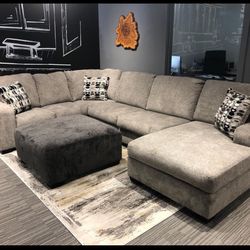 U Shape Light Color Cozy Sectional Couch By Ashley 👍 Brand New 👈 In Stock ✅ Fastest Delivery 🚚  Financing Available 💥