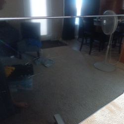 Video Wall Bundle with (4) SAMSUNG TVs with rolling stand & screen split controller, 111 inches total diagonal length

Condition is used for a few eve