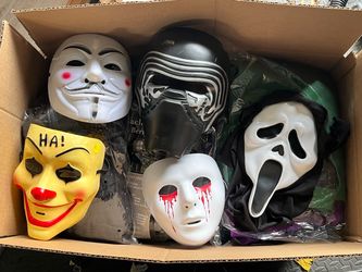 HUGE Halloween Costume Lot – Star Wars Kylo Ren, Ghostface, Masks & More!
