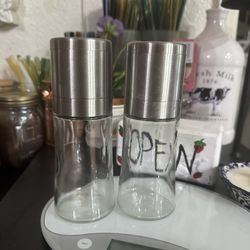 Salt & Pepper 