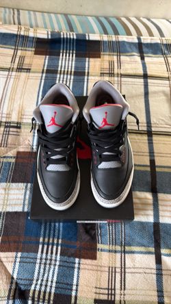 Jordan 3 (Black Cement)