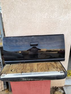 95 and up Chevy s10 with step side tailgate
