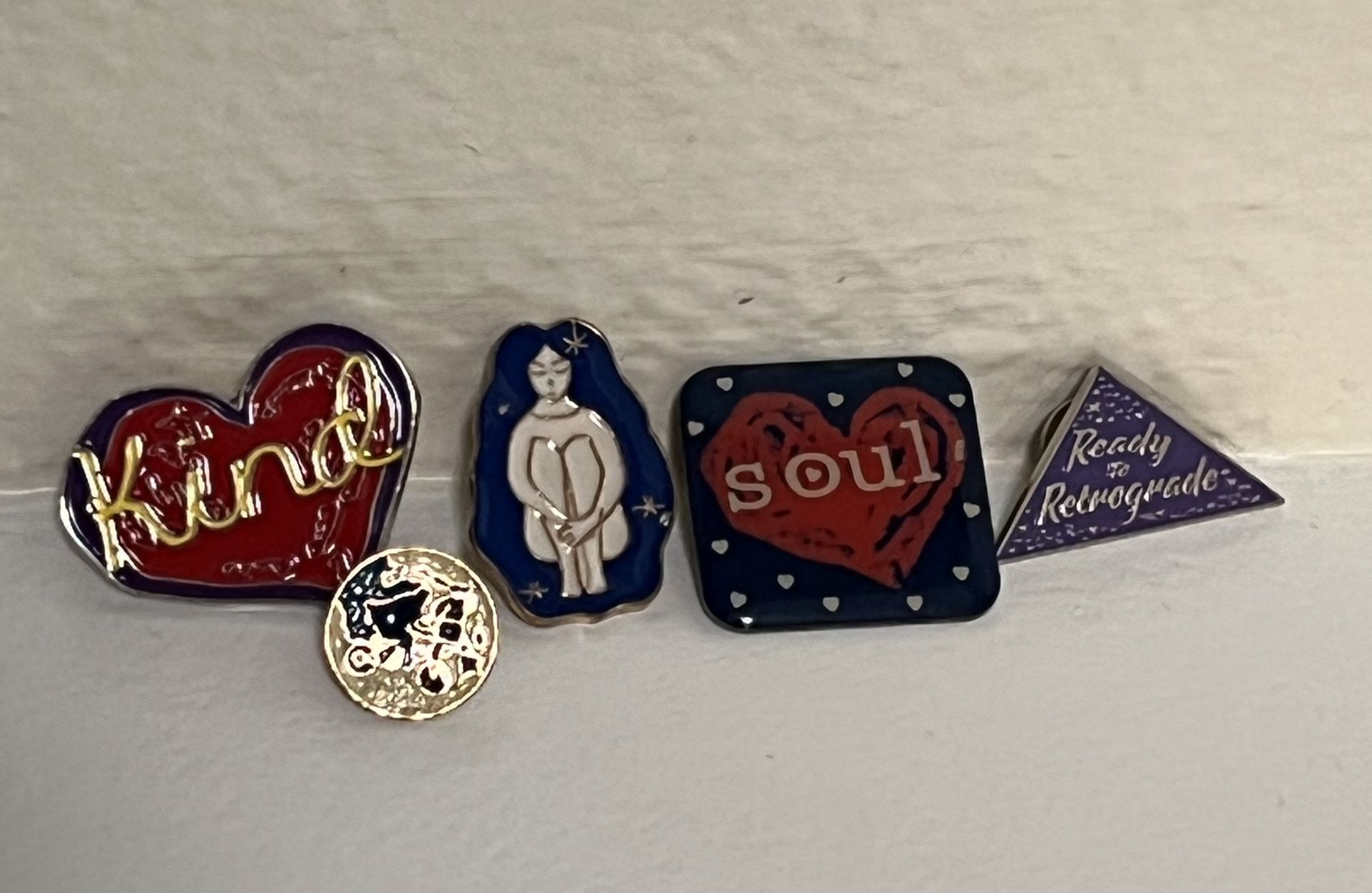 Set of 5 Decorative Pins