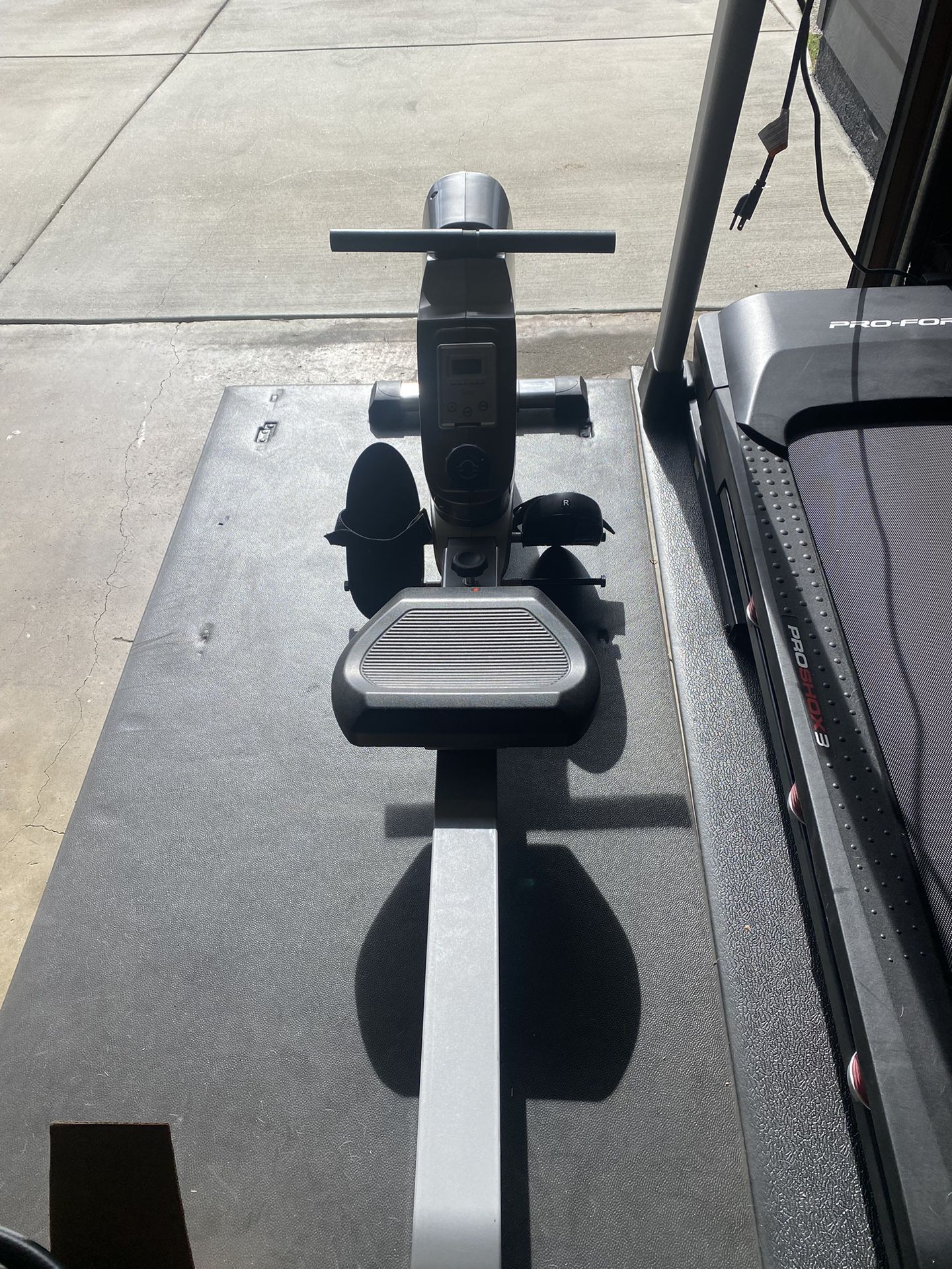 Sunny Magnetic Rowing Machine