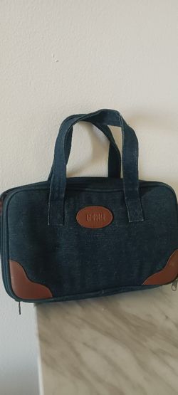 Picnic Case With all The Suplys 