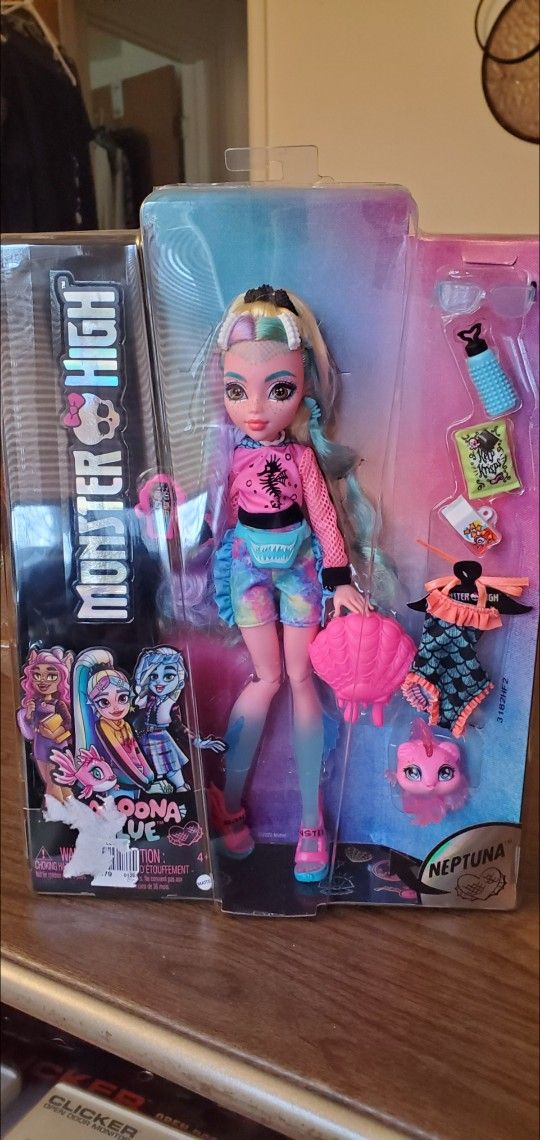 MONSTER HIGH DOLL NEPTUNA NEW