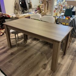 Oak Wood Dining Table Set With An Ottoman Bench