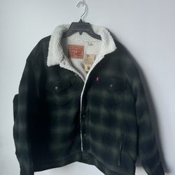 Levi Mens NEW