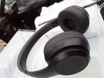 Dre beats solo3 wireless