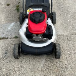 Lawnmower 
