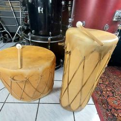 Taos drums original !!! $1 i take offers !!