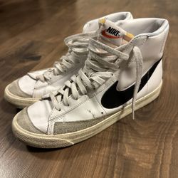 Nike Blazer Mid 77