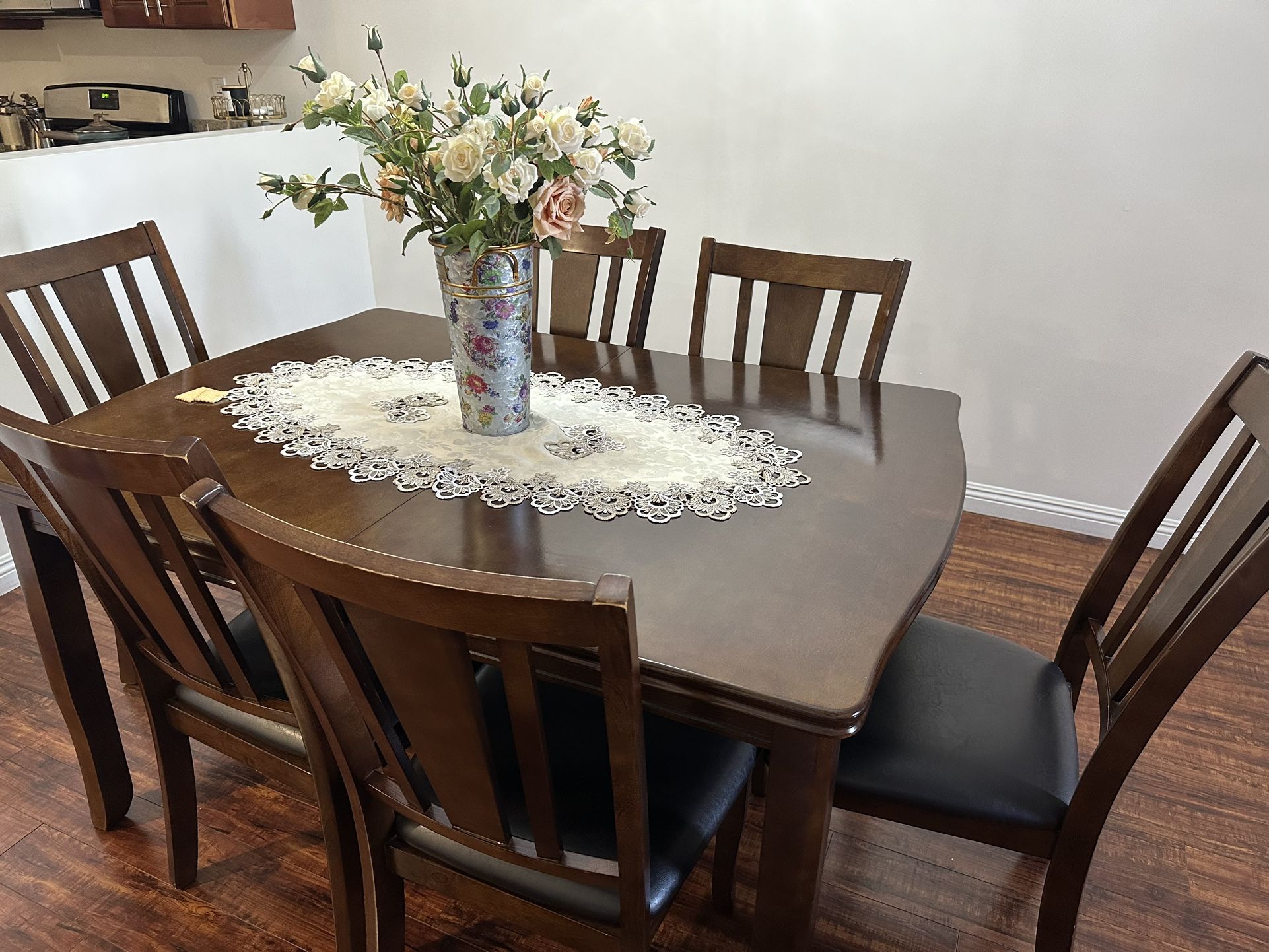 Modern Dining Room & Kitchen Furniture - Room & Board Tables With