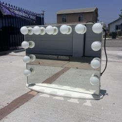 Vanity Mirror 