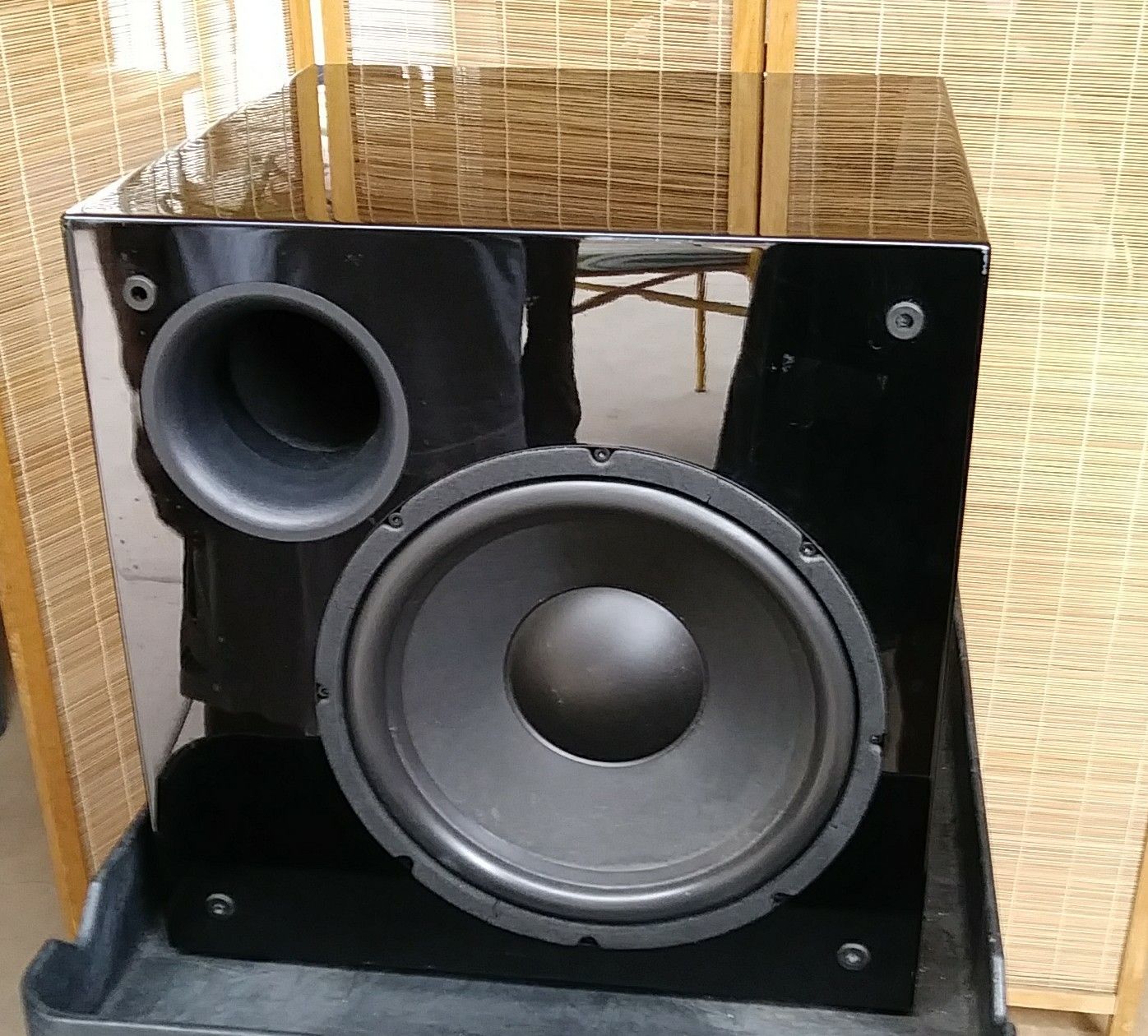 Nht sw10 powered store subwoofer