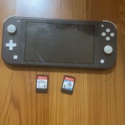 Nintendo Switch Lite And Games