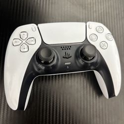 PS5 Controller / Added Hall Effects