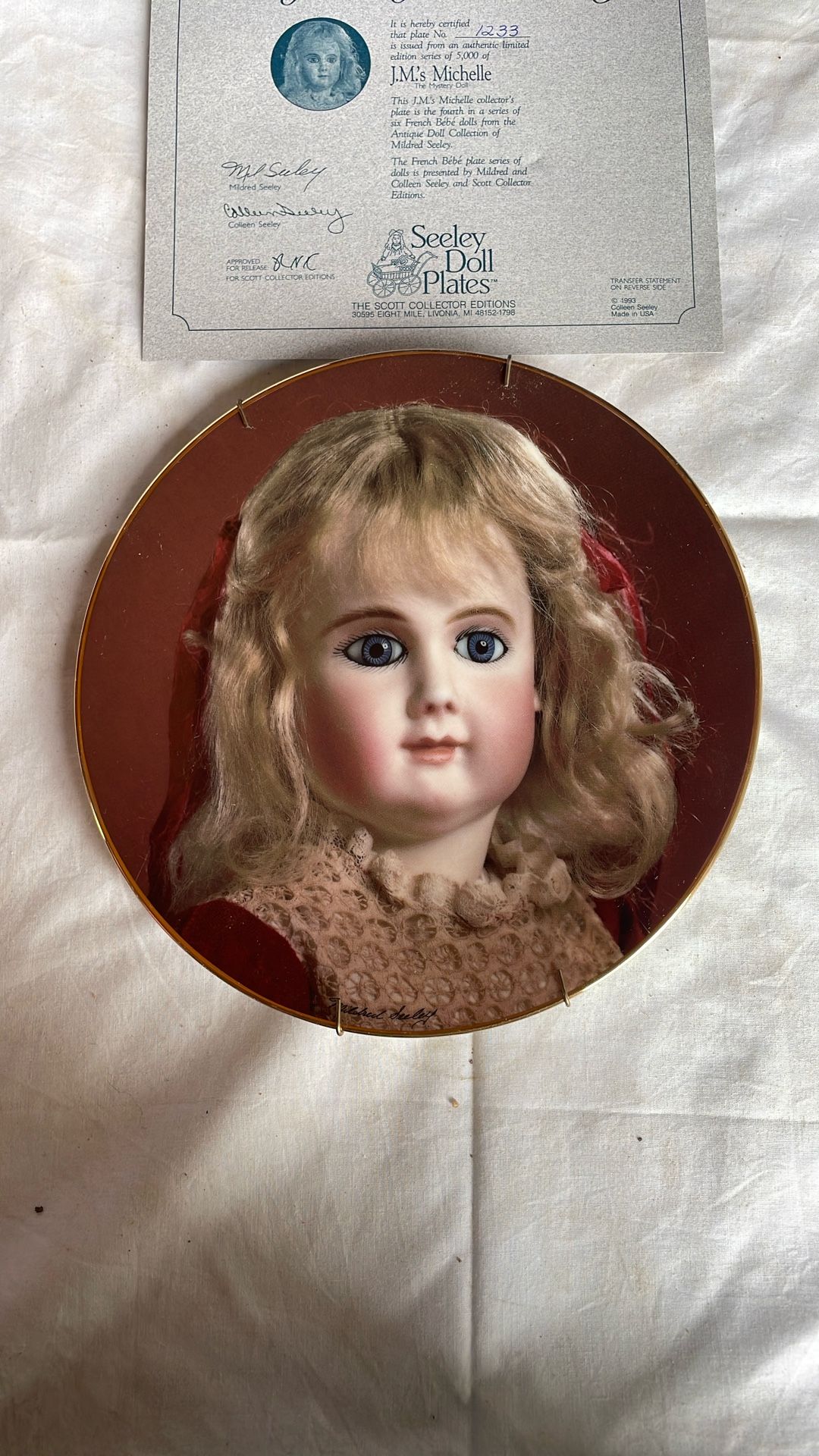 Collector Plate Antique Doll