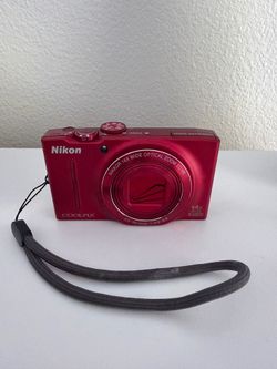 Nikon Coolpix S8200