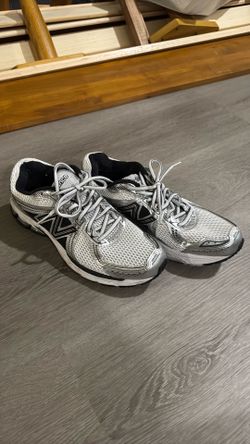 New Balance 860