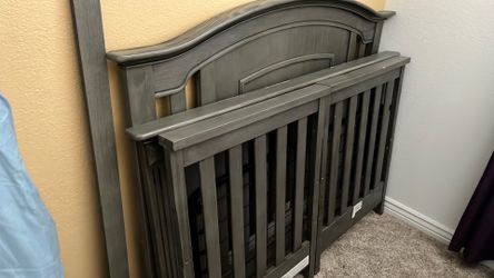Grey crib