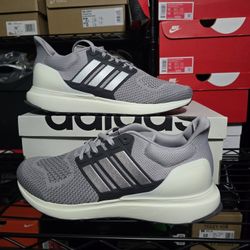 Adidas UBounce DNA Size

11.5