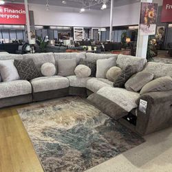 OM• $38 Initial • Brand New Rendezvous Sectional 