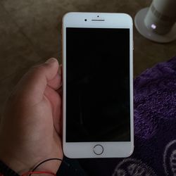 I Phone 8 Plus 