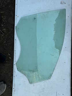 2013-2019 Ford Escape Door Glass 
