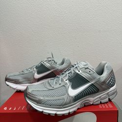 Nike Zoom Vomero 5 shoe FJ4151-003