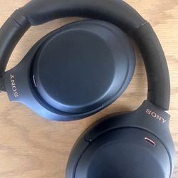 Sony WH-1000XM4 Noise Canceling Overhead Bluetooth Wireless Headphones - Black $140