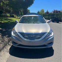 2012 Hyundai Sonata GLS – Engine Issue – Good for Parts or Repair