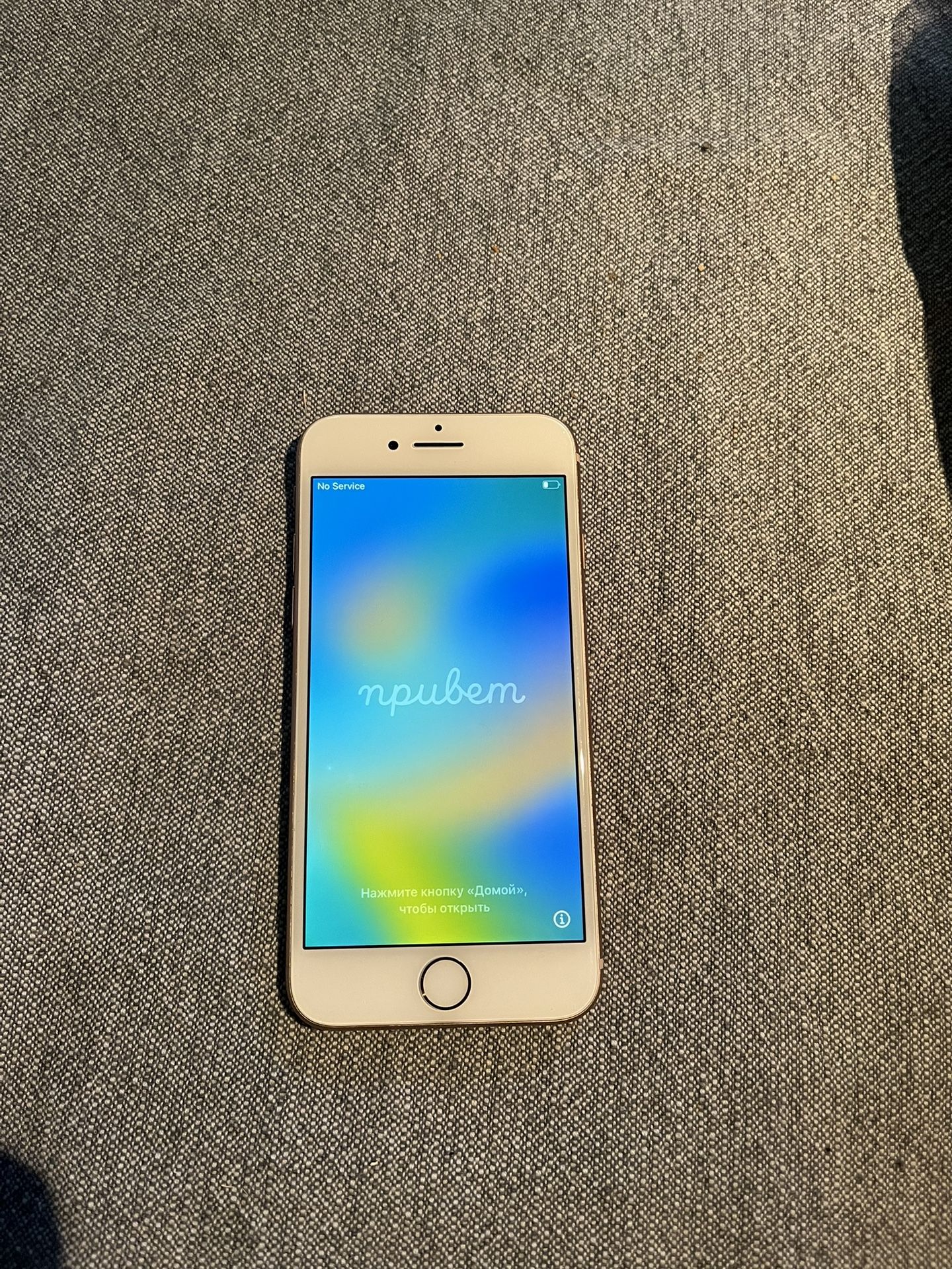 iPhone 8
