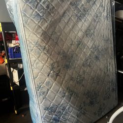Free Queen Mattress 