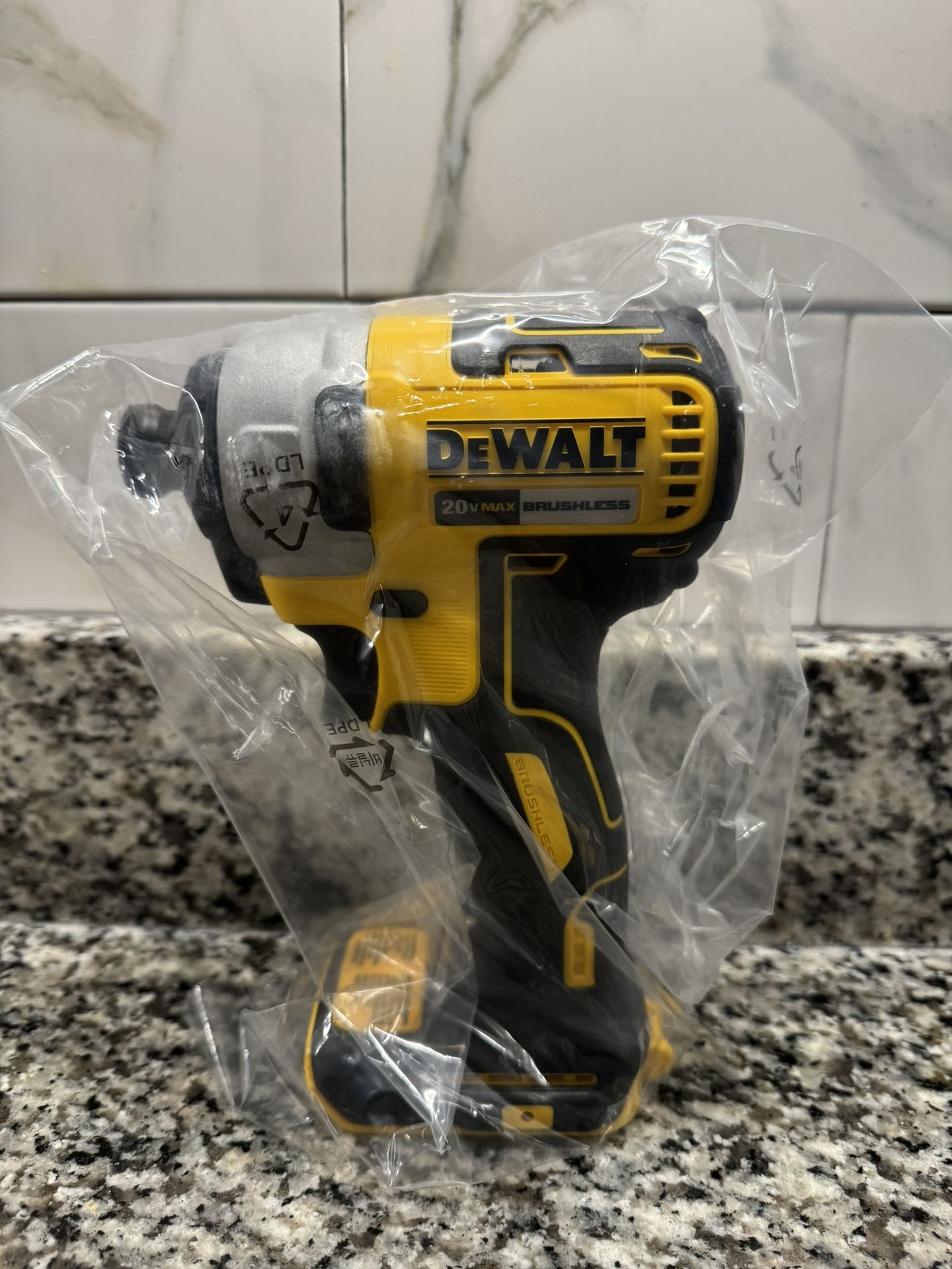 Dewalt