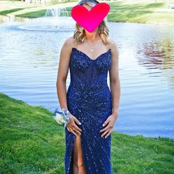 Elegant Blue Formal/Prom Dress – Size 4