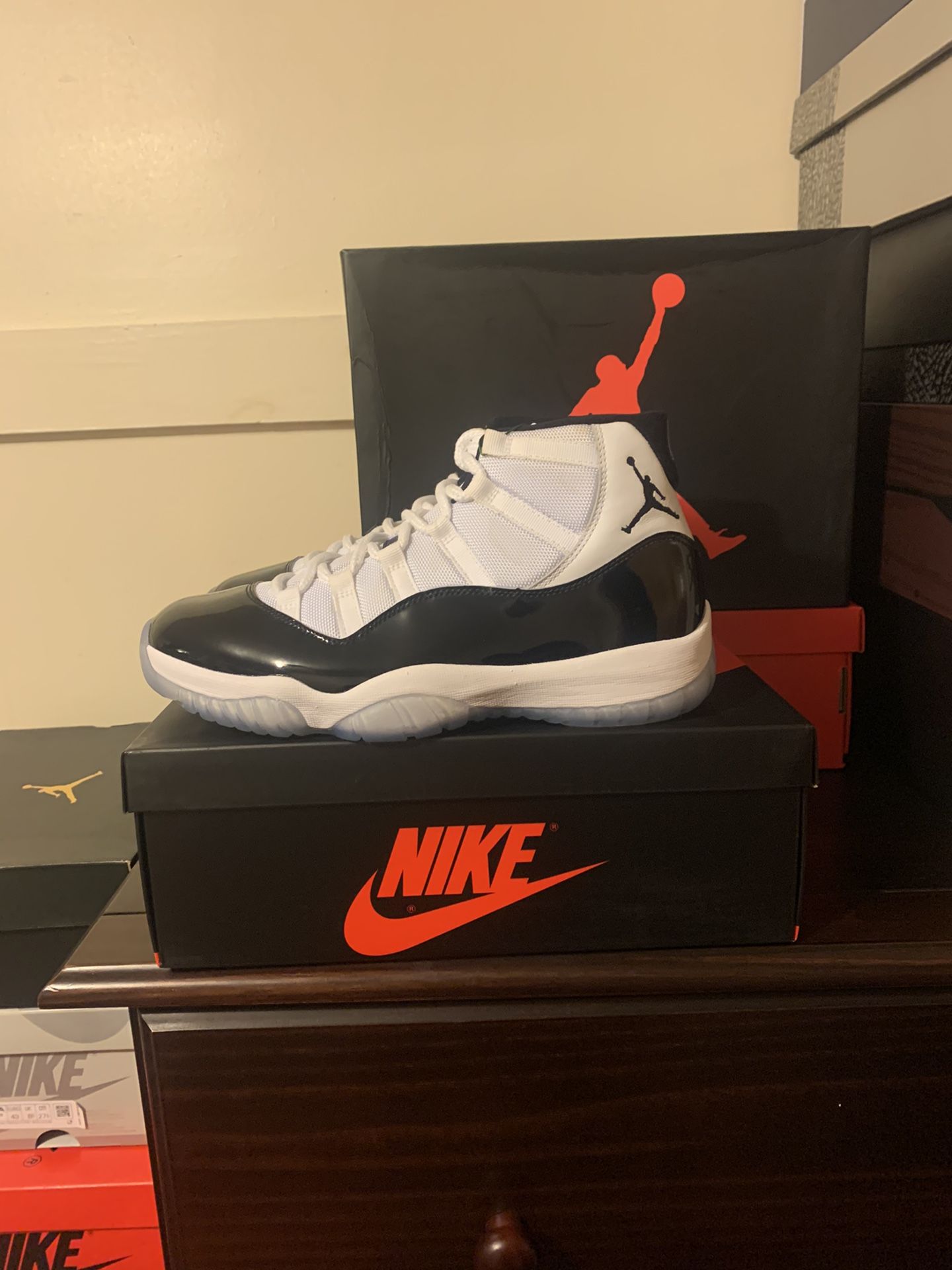Air Jordan 11 Retro Concords (2018)