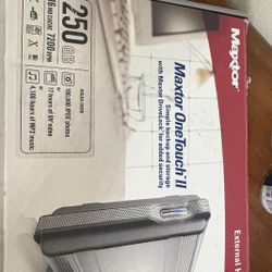 One touch Two Maxtor One touch Plus250 gB S Back Up And Storage 
