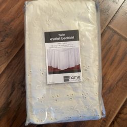 New! Bedskirt for Twin Bed