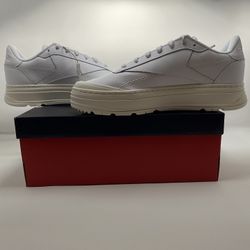 Reebok H69140 Women’s Club C Double Geo Sneaker Size 11