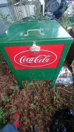 Vintage Ice Chest 