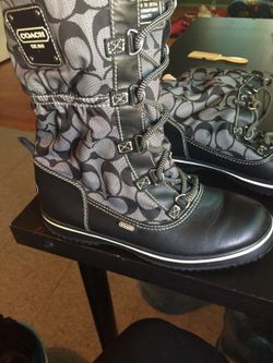 Coach boots