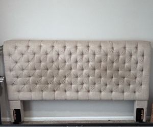 Tufted Upholstered Headboard – King