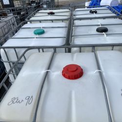 330 Gallon Totes Good Quality For Water And More