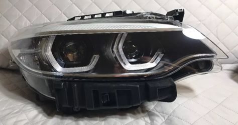 2018 bmw 228i 230i M235i Right Passenger Side Headlight